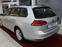 Gebraucht VW Golf VII Trendline 110 PS (80 kW) 2016 Reflexsilber Kombi