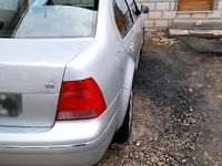 Gebraucht VW Bora 105 PS (77 kW) 2002 Silber Limousine