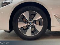 Gebraucht BMW 530 Sport Line 252 PS (185 kW) 2022 Weiß Kombi