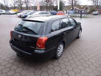 gebraucht Toyota Avensis 1.8 VVT-i Combi