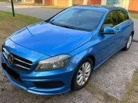 Gebraucht Mercedes A180 122 PS (89 kW) 2013 Blau Kleinwagen
