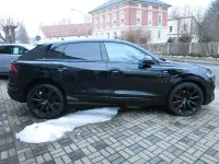 Gebraucht Audi Q8 S-Line 231 PS (169 kW) 2022 Mythosschwarz metallic SUV