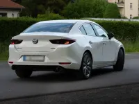 Gebraucht Mazda 3 Selection 150 PS (110 kW) 2021 Weiß Limousine
