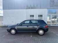 Gebraucht VW Golf IV 75 PS (55 kW) 2002 Grau Kleinwagen