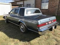 Gebraucht Chrysler New Yorker 140 PS (102 kW) 1987 Blau Limousine