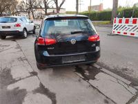 Gebraucht VW Golf VII Trendline 105 PS (77 kW) 2014 Schwarz Limousine