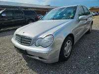 Gebraucht Mercedes C180 129 PS (94 kW) 2002 Silber Limousine