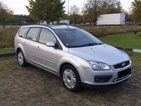 Gebraucht Ford Focus Ghia 100 PS (73 kW) 2006 Silber Kombi