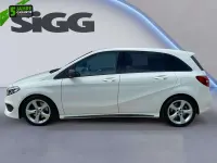 Gebraucht Mercedes B250 AMG line 211 PS (155 kW) 2018 Calcitweiss Kleinwagen