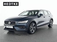 Gebraucht Volvo V60 CC Ultimate 197 PS (144 kW) 2024 Blau Kombi
