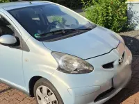 Gebraucht Toyota Aygo 68 PS (50 kW) 2005 Blau Kleinwagen