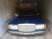 Używany Mercedes E230 136 KM (100 kW) 1983 Kombi