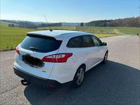 Gebraucht Ford Focus 150 PS (110 kW) 2013 Weiß Limousine