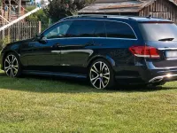 Gebraucht Mercedes E350 AMG 258 PS (189 kW) 2016 Blau Kombi