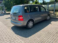 Gebraucht VW Touran 140 PS (102 kW) 2004 Grau Van / Kleinbus