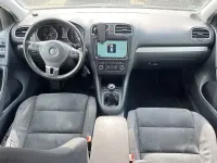 Gebraucht VW Golf VI 105 PS (77 kW) 2011 Schwarz Kleinwagen