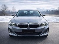 Gebraucht BMW 318 Shadowline 156 PS (114 kW) 2023 Silber Limousine