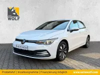 Gebraucht VW Golf VIII Move 110 PS (80 kW) 2024 Weiß Limousine