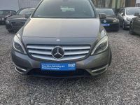 Gebraucht Mercedes B180 122 PS (89 kW) 2012 Mountaingrau  met. Van / Kleinbus