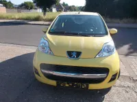 Gebraucht Peugeot 107 Filou 68 PS (50 kW) 2009 Zu lackieren gelb b0/deckende Kleinwagen