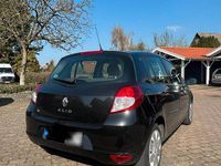 Gebraucht Renault Clio II 60 PS (44 kW) 2011 Schwarz Kleinwagen