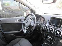 Gebraucht Mercedes B200 156 PS (114 kW) 2013 Polarsilber Van / Kleinbus