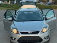 Gebraucht Ford Focus 125 PS (91 kW) 2011 Silber Kombi