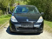 Używany Renault Clio III 75 KM (55 kW) 2012 Czarny Hatchback