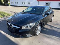 Gebraucht Mercedes CLA220 177 PS (130 kW) 2016 Kosmosschwarz  metalliclack Limousine