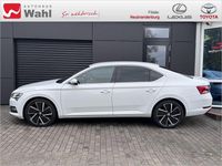 Gebraucht Skoda Superb Style 190 PS (139 kW) 2020 Moonweiß perleffekt Limousine