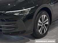 Gebraucht VW Golf VIII 150 PS (110 kW) 2025 Schwarz Kombi