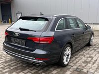 Gebraucht Audi A4 Ambiente 150 PS (110 kW) 2018 Grau Kombi