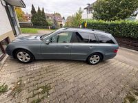 Gebraucht Mercedes E220 Avantgarde 150 PS (110 kW) 2005 Blau Kombi