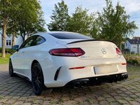 Gebraucht Mercedes C43 AMG AMG 390 PS (286 kW) 2018 Weiß Coupé