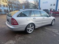 Gebraucht Mercedes C280 231 PS (169 kW) 2007 Iridiumsilber Kombi