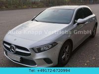 Gebraucht Mercedes A200 Business 163 PS (119 kW) 2021 Grau Kleinwagen