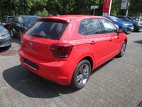 Gebraucht VW Polo Beats 95 PS (69 kW) 2021 Flashrot Limousine