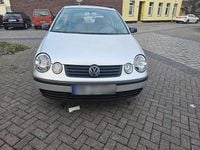 Gebraucht VW Polo 75 PS (55 kW) 2004 Silber Kleinwagen