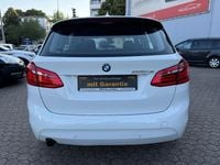 Gebraucht BMW 225 Active Tourer Advantage 136 PS (100 kW) 2016 Weiß Van / Kleinbus