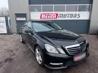 Używany Mercedes E500 408 KM (300 kW) 2012 Czarny Sedan/Limuzyna