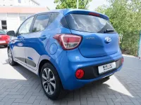Gebraucht Hyundai i10 Passion 67 PS (49 kW) 2018 Blau Kleinwagen