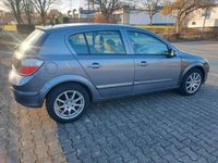 Gebraucht Opel Astra 90 PS (66 kW) 2005 Grau Limousine