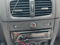 Gebraucht Renault Clio II 75 PS (55 kW) 2005 Silber Kleinwagen