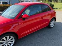 Gebraucht Audi A1 Design 116 PS (85 kW) 2014 Rot Kleinwagen