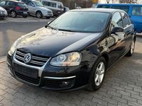 Gebraucht VW Jetta Sportline 140 PS (102 kW) 2008 Schwarz Limousine