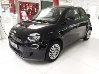 Gebraucht Fiat 500e Action 69 kW (95 PS) 2022 Colore esterno (onyx schwarz) Limousine