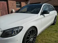 Gebraucht Mercedes C300 AMG 245 PS (180 kW) 2019 Weiß Kombi