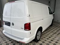 Gebraucht VW T6.1 110 PS (80 kW) 2022 Weiß Van