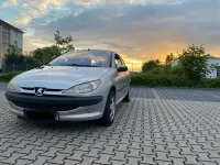 Gebraucht Peugeot 206 75 PS (55 kW) 2003 Silber Kleinwagen