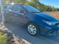 Brugt Toyota Auris 100 HK (73 kW) 2017 Blå Hatchback